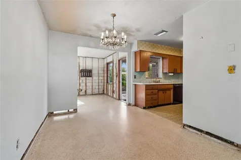 4703 S Renellie Drive Tampa FL 33611