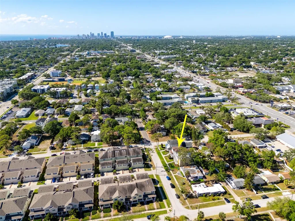 4916 3rd Street N St Petersburg FL 33703