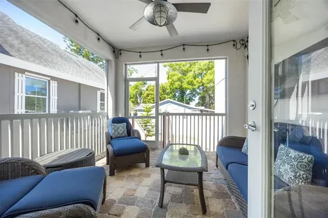 4916 3rd Street N St Petersburg FL 33703