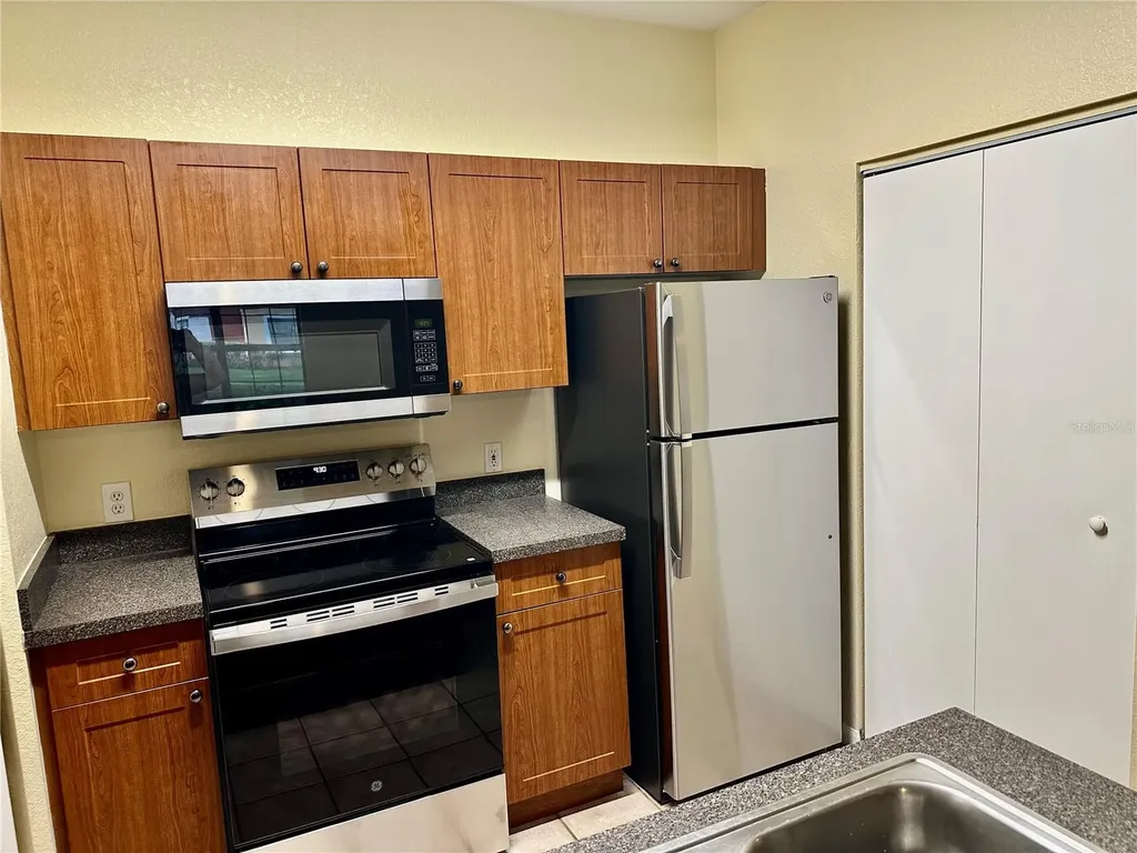 2199 Chianti Place Palm Harbor FL 34683