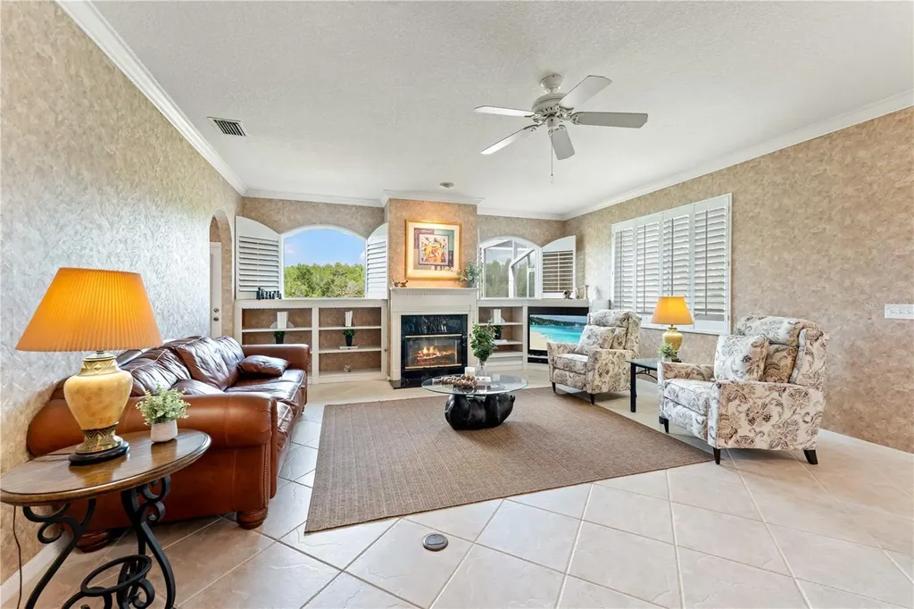 9442 Hunters Pond Drive Tampa FL 33647