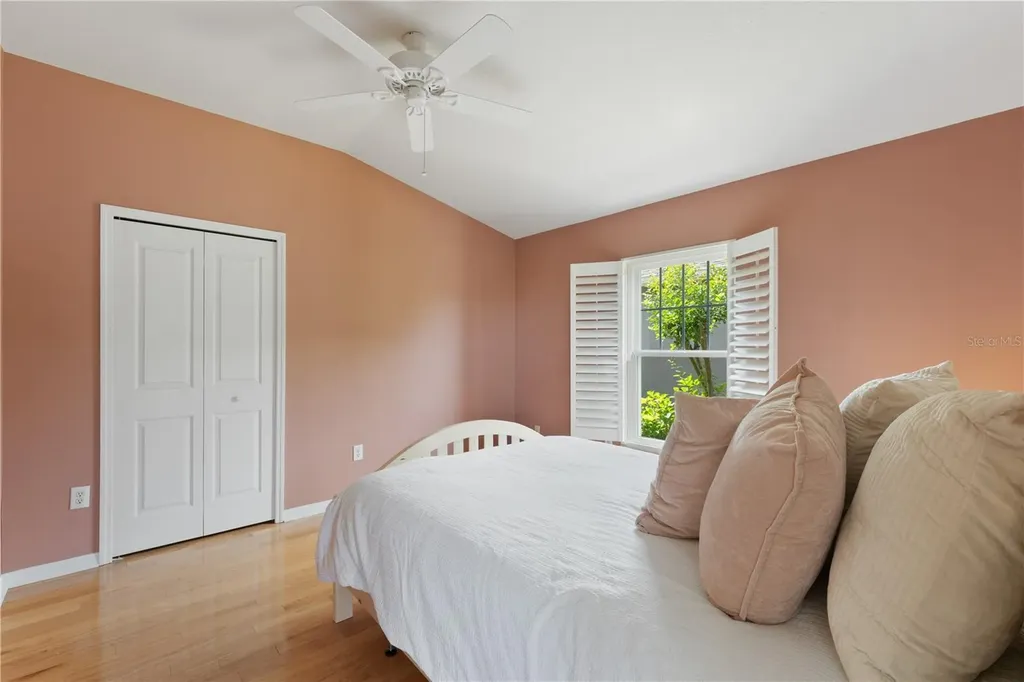 9442 Hunters Pond Drive Tampa FL 33647