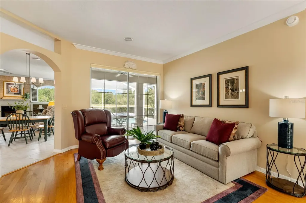 9442 Hunters Pond Drive Tampa FL 33647