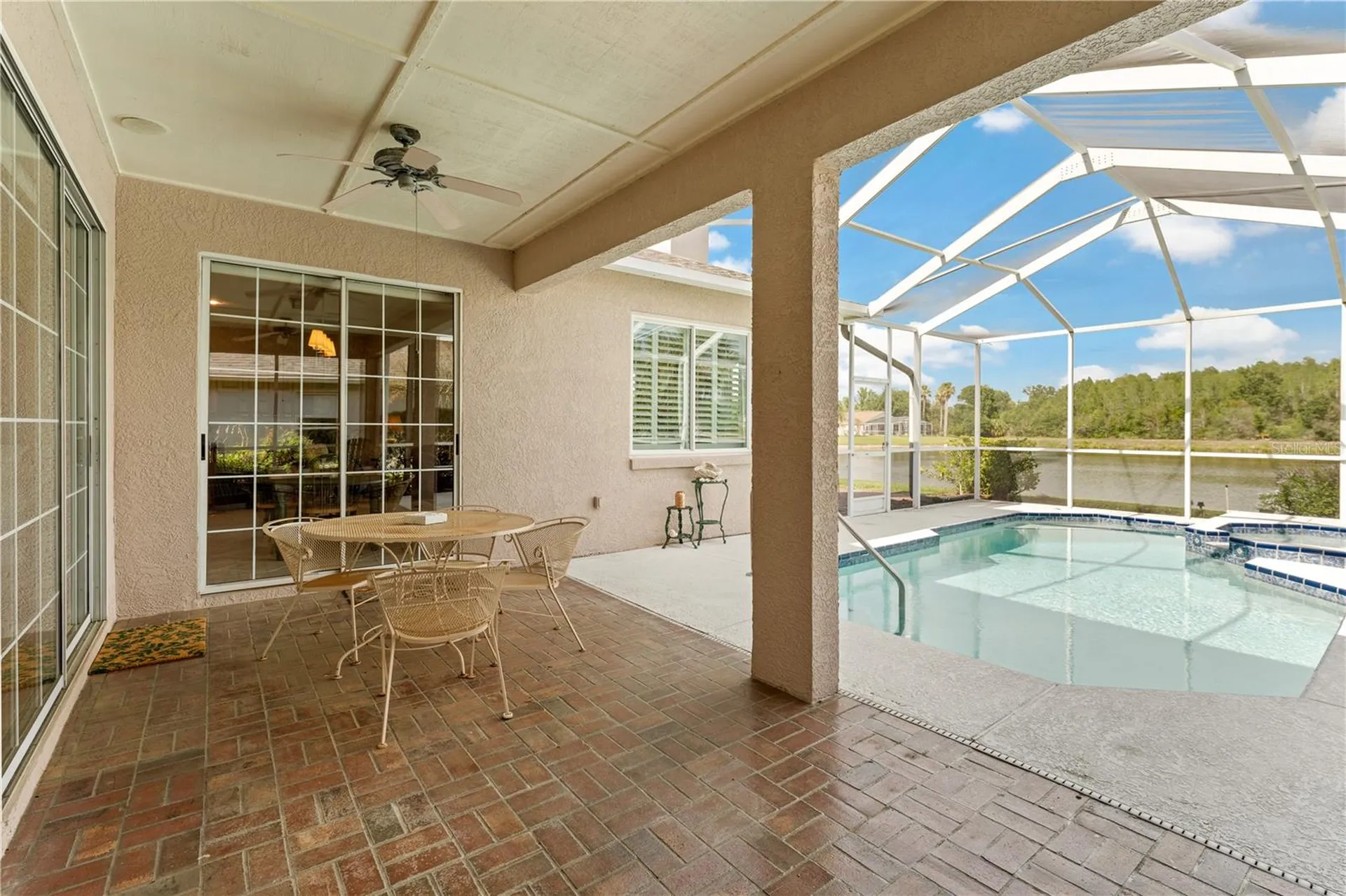 9442 Hunters Pond Drive Tampa FL 33647