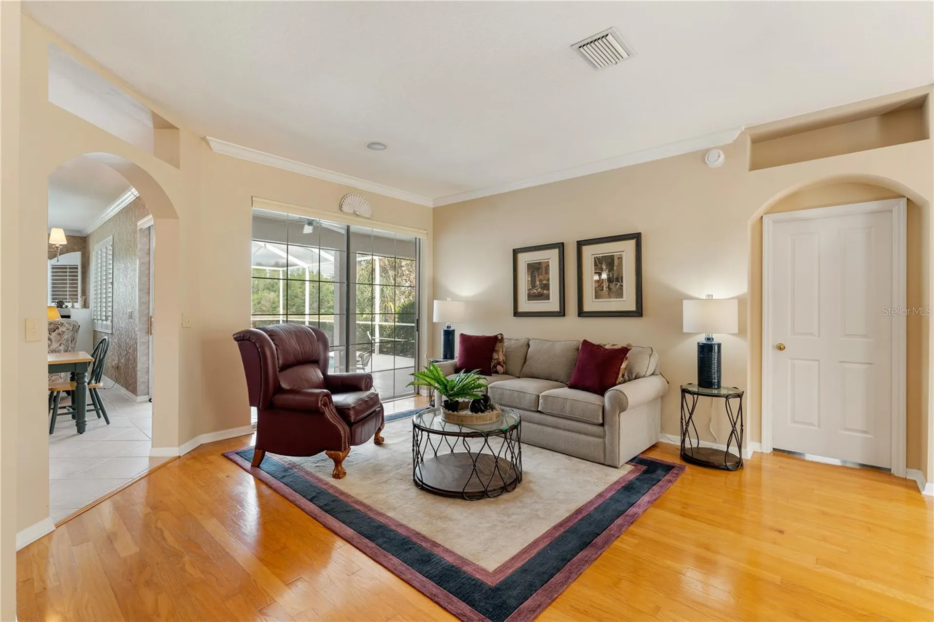 9442 Hunters Pond Drive Tampa FL 33647