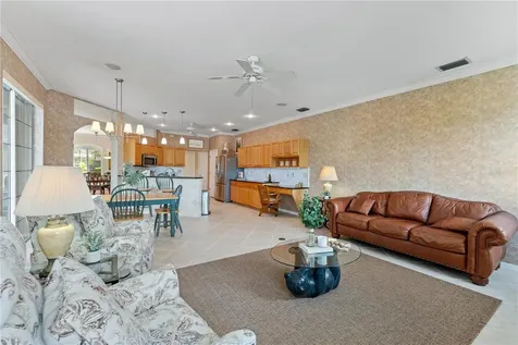 9442 Hunters Pond Drive Tampa FL 33647