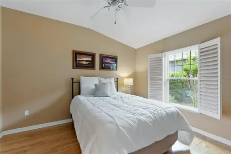 9442 Hunters Pond Drive Tampa FL 33647