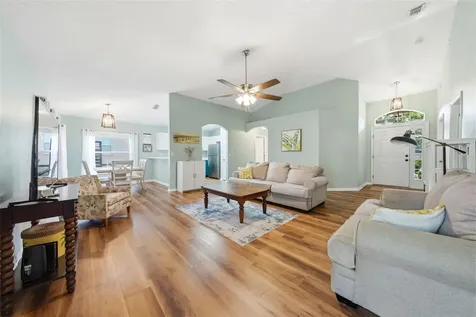 625 Willow Run Street Minneola FL 34715