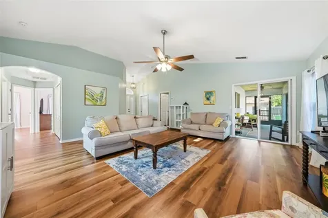 625 Willow Run Street Minneola FL 34715