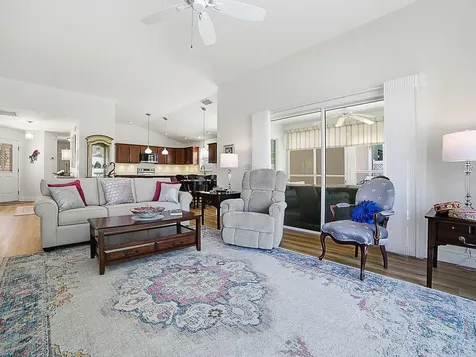 2064 Edenton Terrace The Villages FL 32162