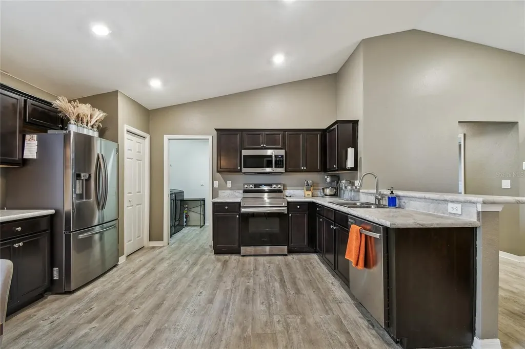 105 Blue Alice Spring Court Ruskin FL 33570