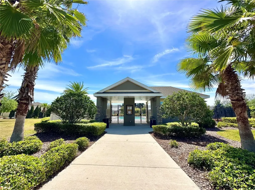 105 Blue Alice Spring Court Ruskin FL 33570