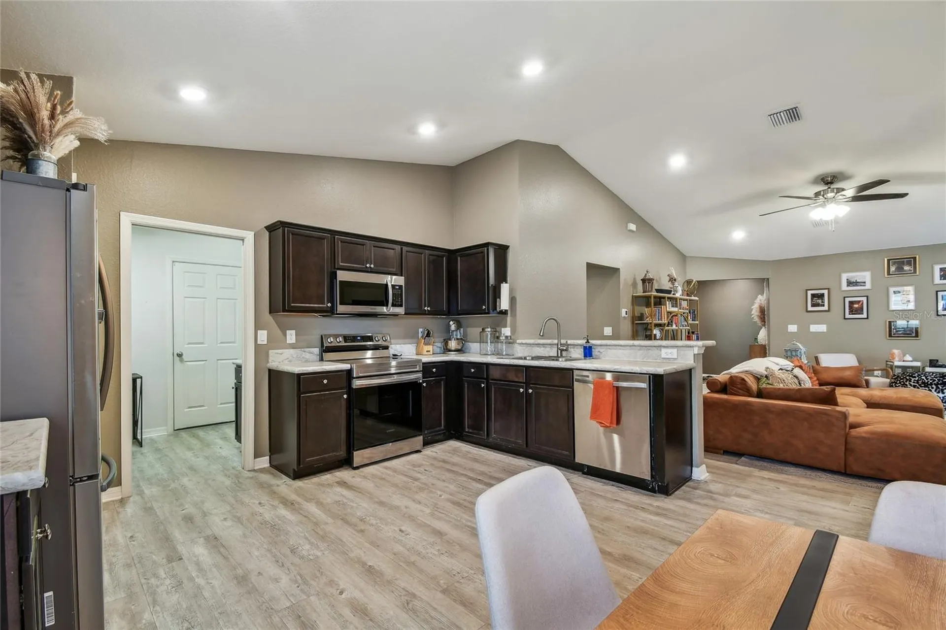 105 Blue Alice Spring Court Ruskin FL 33570