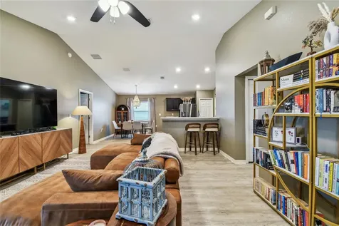 105 Blue Alice Spring Court Ruskin FL 33570