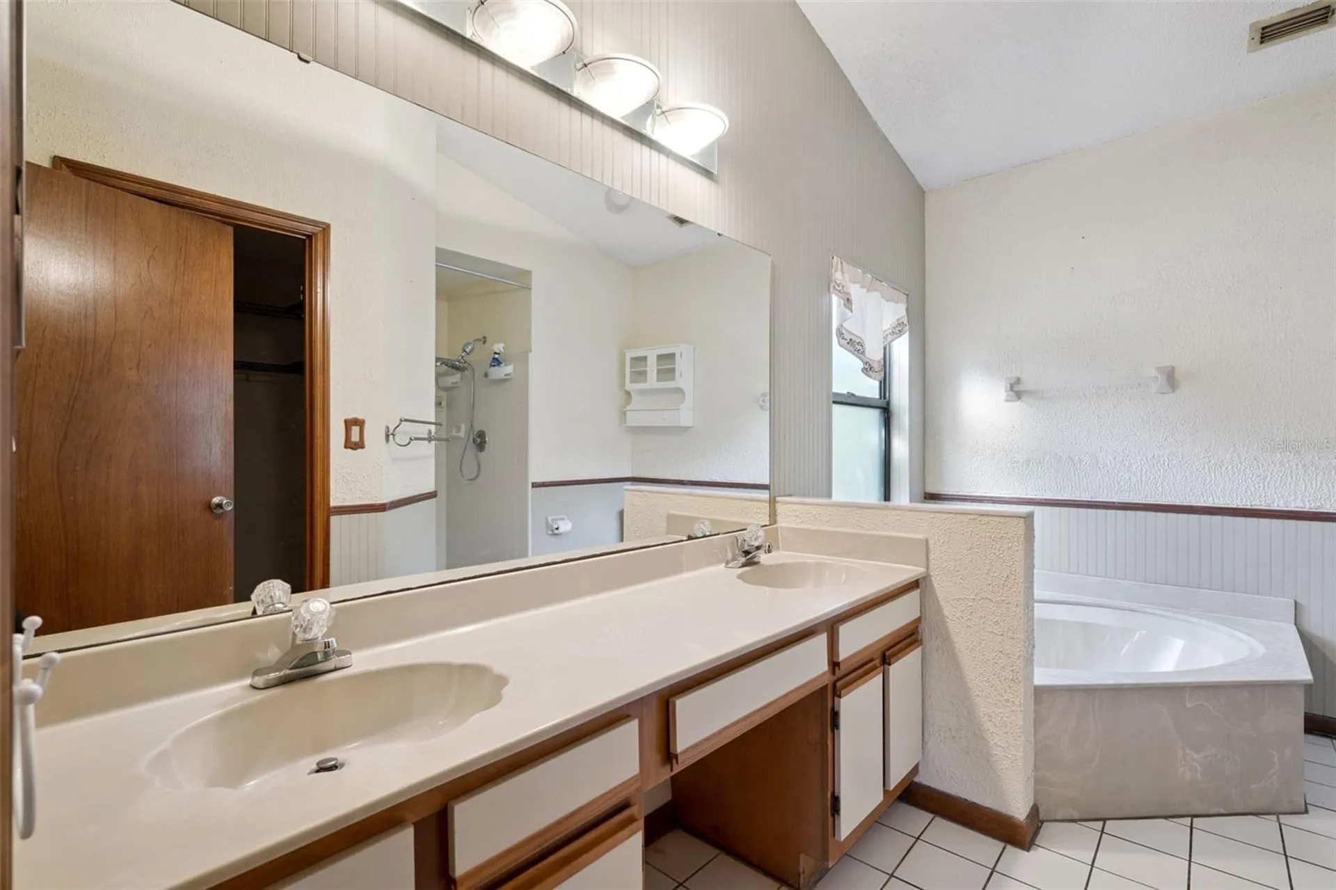 5513 Caurus Court Orlando FL 32808