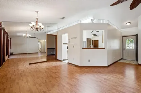 5513 Caurus Court Orlando FL 32808