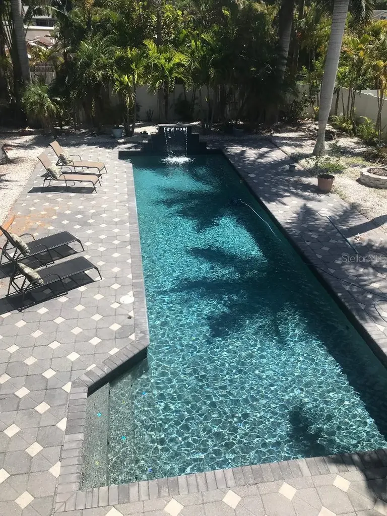 2704 57th Street S Gulfport FL 33707