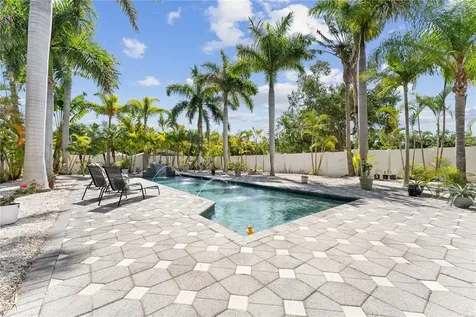2704 57th Street S Gulfport FL 33707