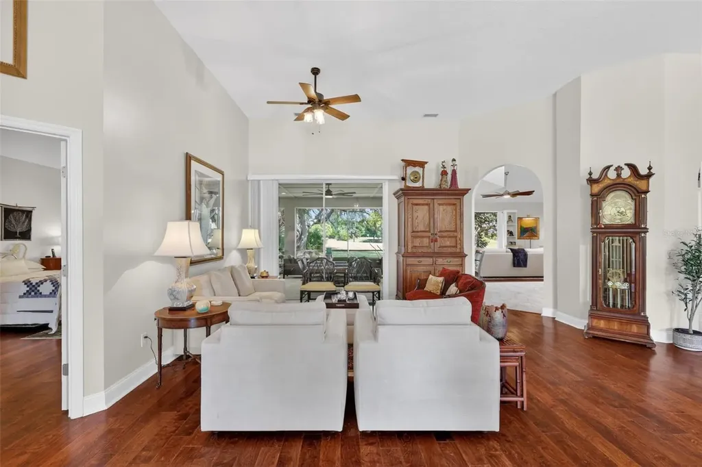 1760 Edgewater Drive Mount Dora FL 32757