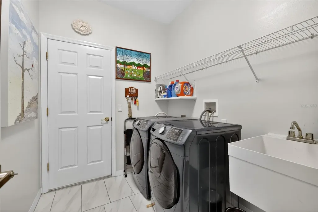 1760 Edgewater Drive Mount Dora FL 32757