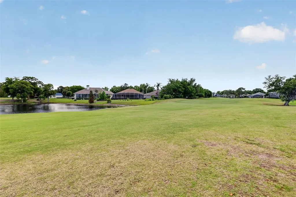 1760 Edgewater Drive Mount Dora FL 32757
