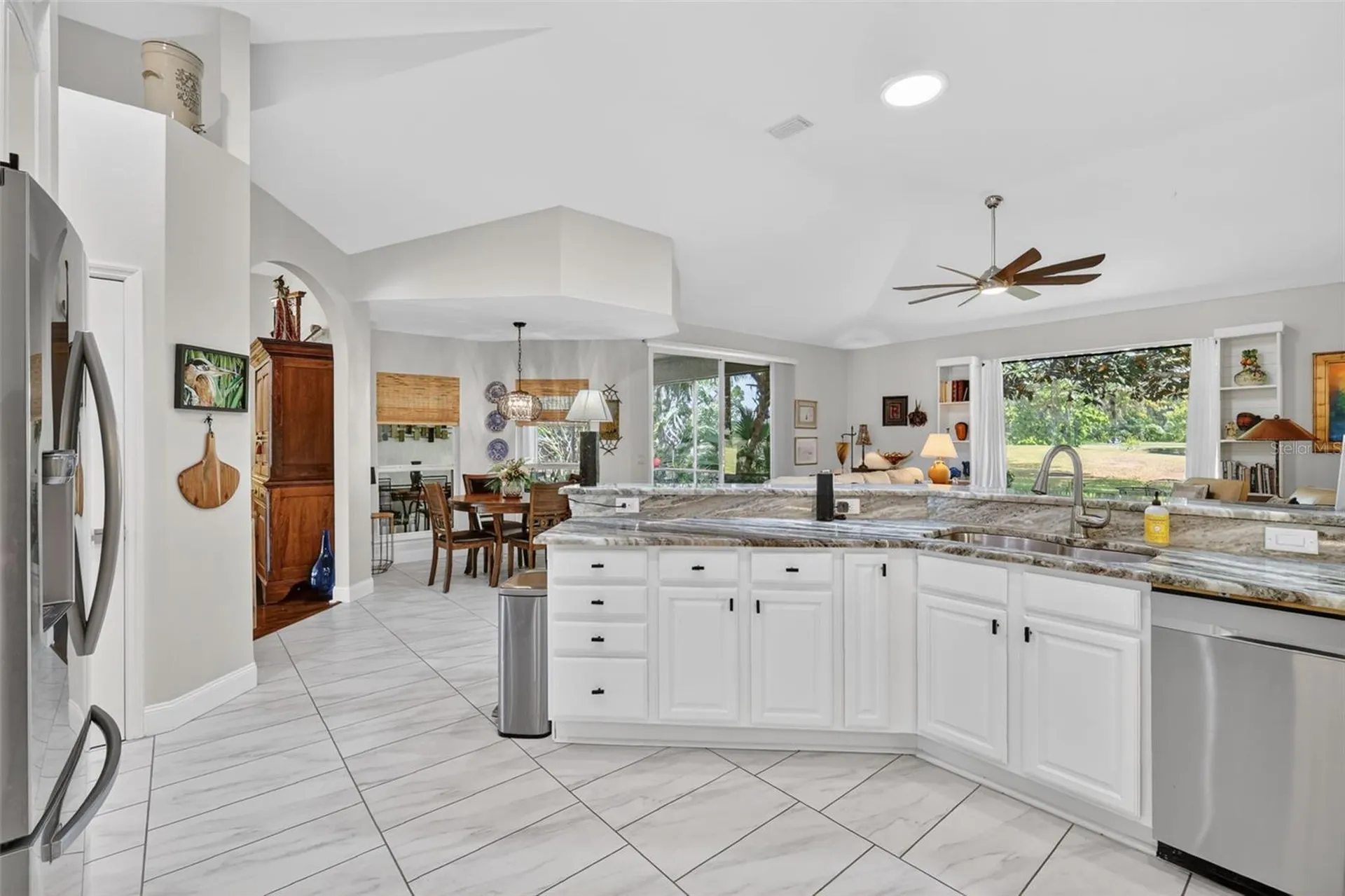 1760 Edgewater Drive Mount Dora FL 32757
