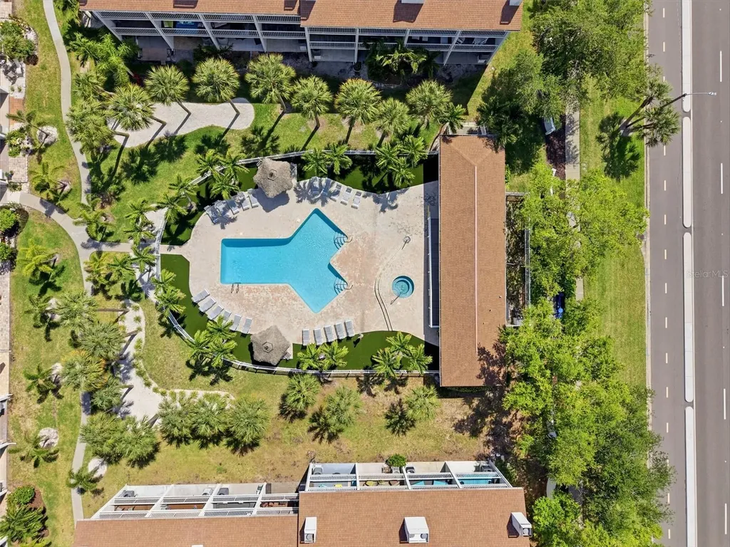 381 Madeira Circle Tierra Verde FL 33715