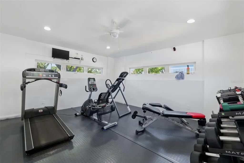 381 Madeira Circle Tierra Verde FL 33715