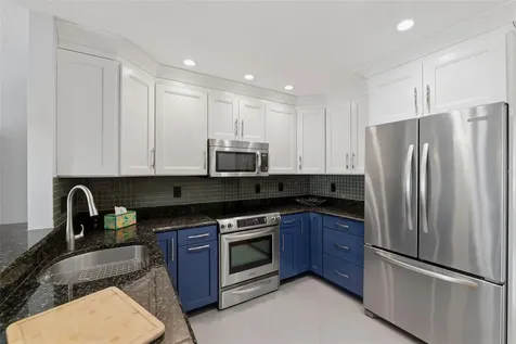 381 Madeira Circle Tierra Verde FL 33715