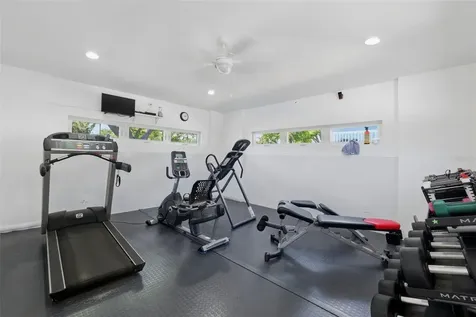 381 Madeira Circle Tierra Verde FL 33715