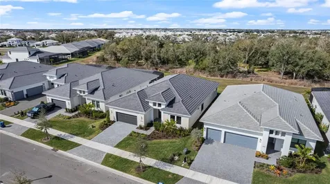 18225 Cresswind Terrace Lakewood Ranch FL 34211
