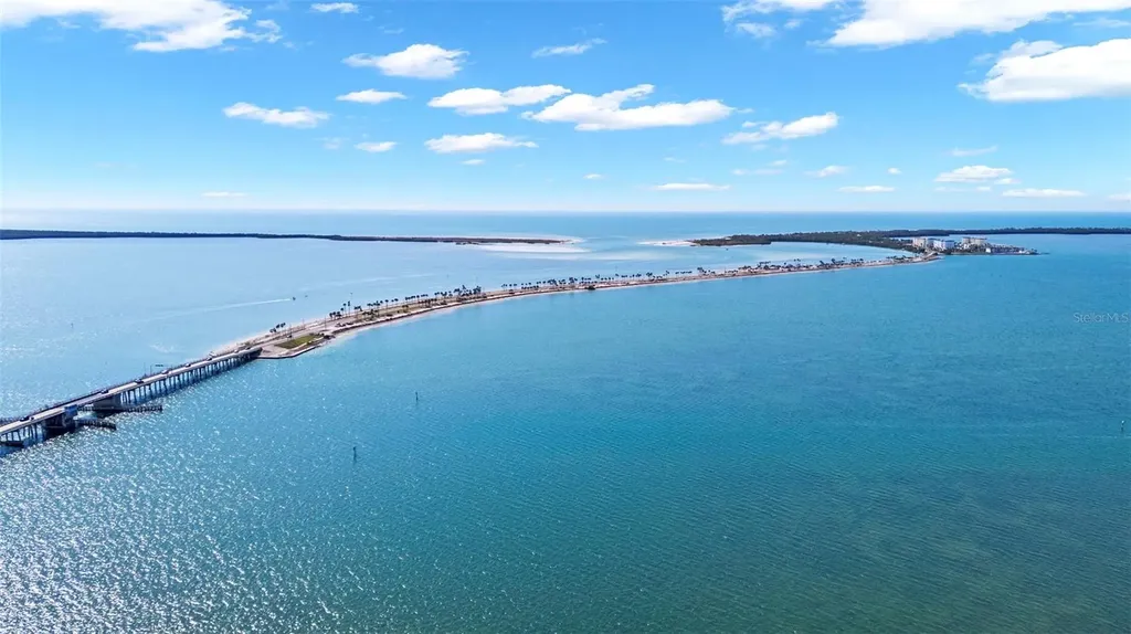 439 Causeway Boulevard Dunedin FL 34698
