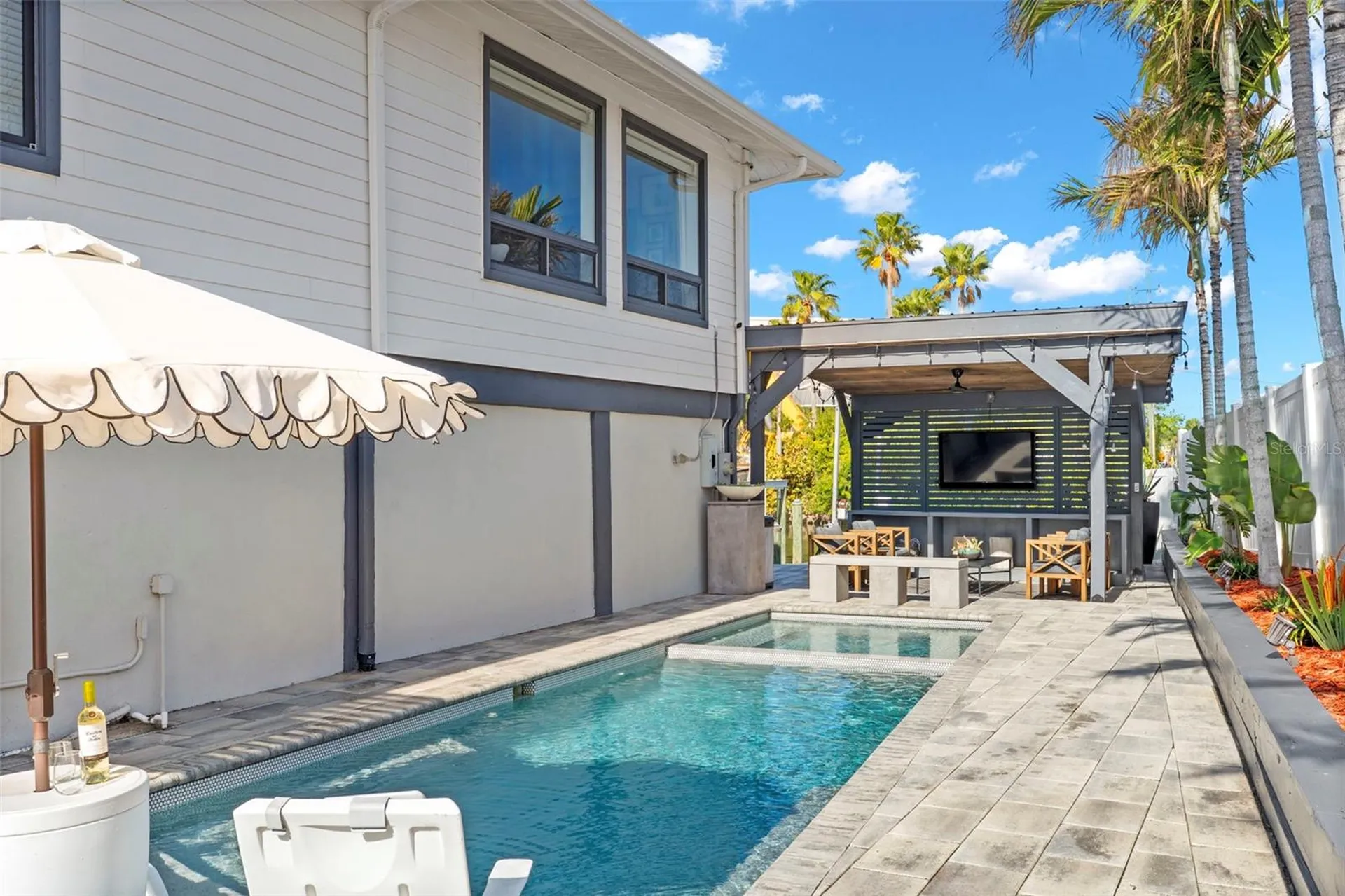 439 Causeway Boulevard Dunedin FL 34698