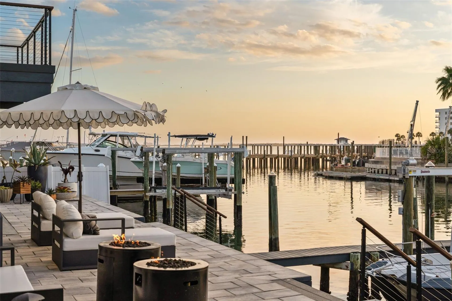 439 Causeway Boulevard Dunedin FL 34698