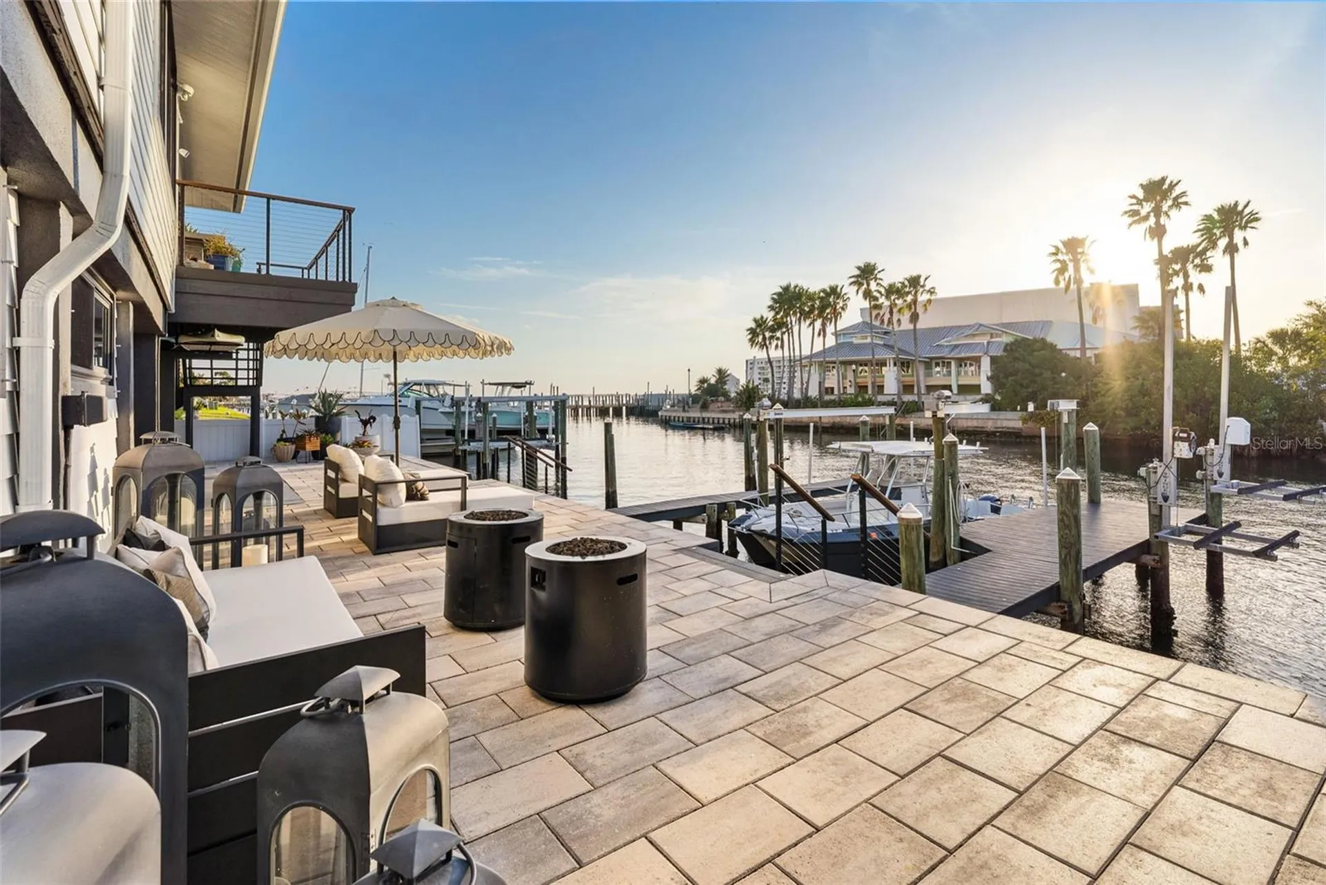 439 Causeway Boulevard Dunedin FL 34698