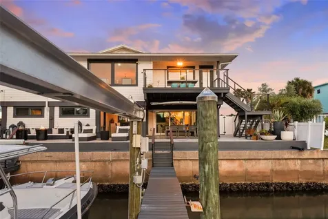 439 Causeway Boulevard Dunedin FL 34698