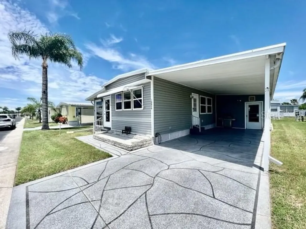 10826 Freedom Drive Port Richey FL 34668