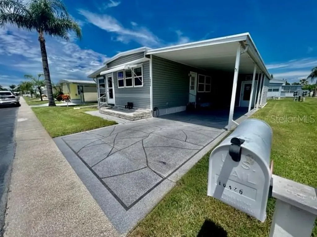 10826 Freedom Drive Port Richey FL 34668