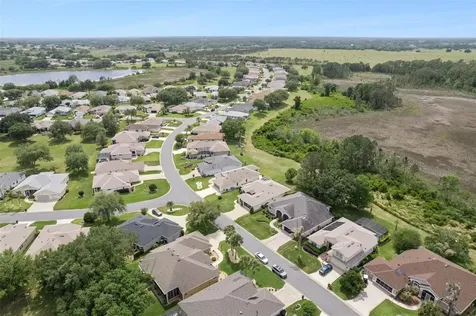 5607 Sir Churchill Drive Leesburg FL 34748