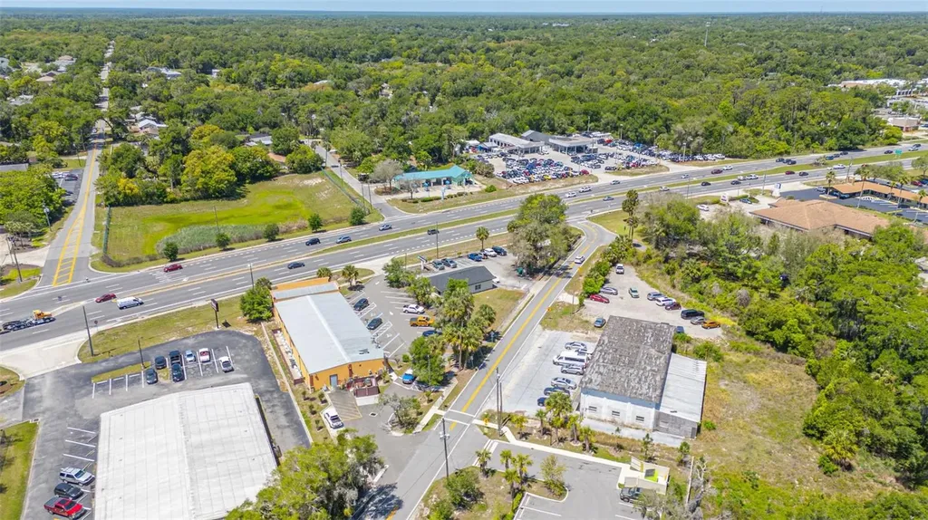 2055 S Woodland Boulevard Deland FL 32720