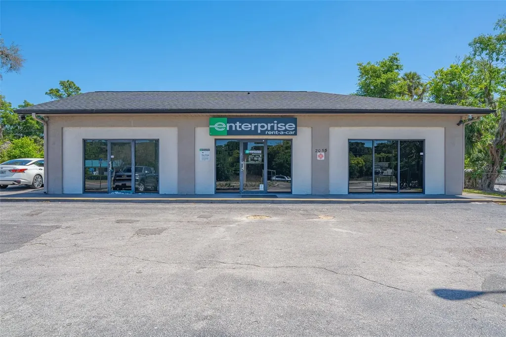2055 S Woodland Boulevard Deland FL 32720