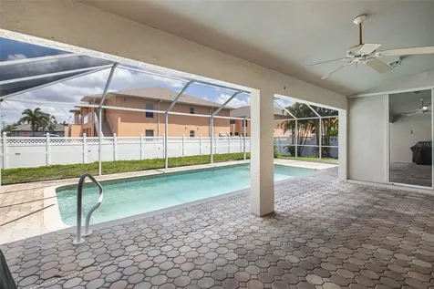 5333 SW 16th Place Cape Coral FL 33914
