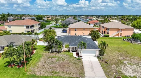 5333 SW 16th Place Cape Coral FL 33914
