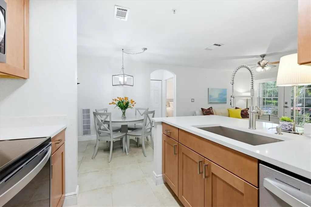 8911 Manor Loop Lakewood Ranch FL 34202