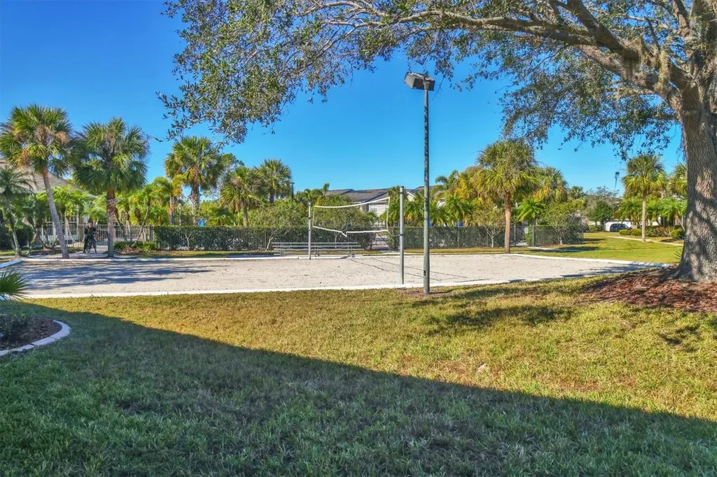 8911 Manor Loop Lakewood Ranch FL 34202