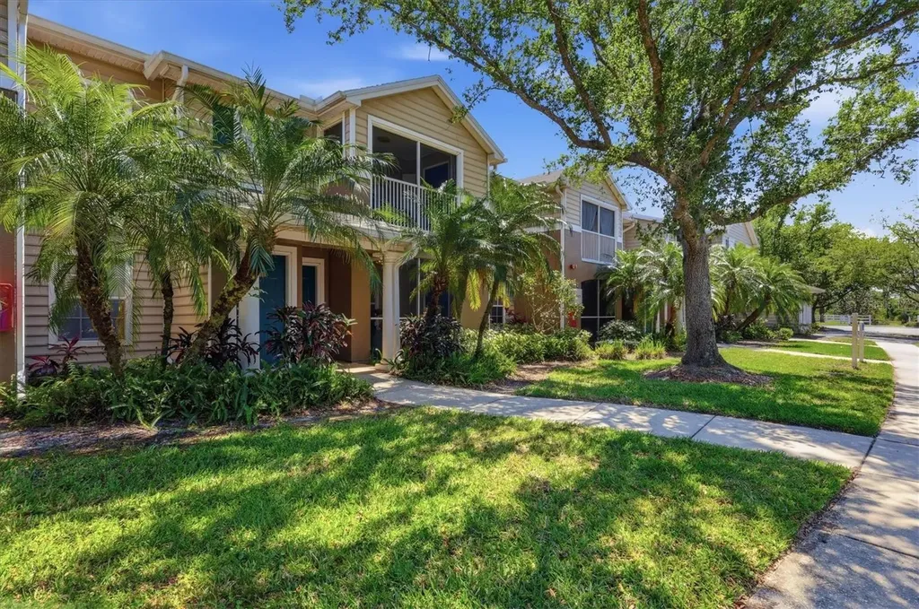 8911 Manor Loop Lakewood Ranch FL 34202