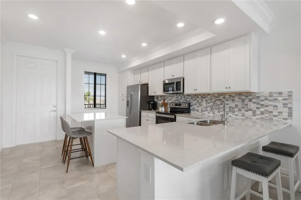 18028 Gawthrop Drive Bradenton FL 34211