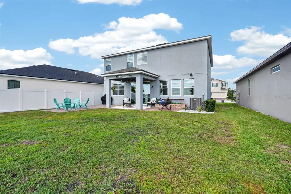 1181 Lakeshore Breeze Place Kissimmee FL 34747