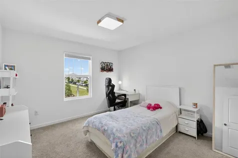 1181 Lakeshore Breeze Place Kissimmee FL 34747