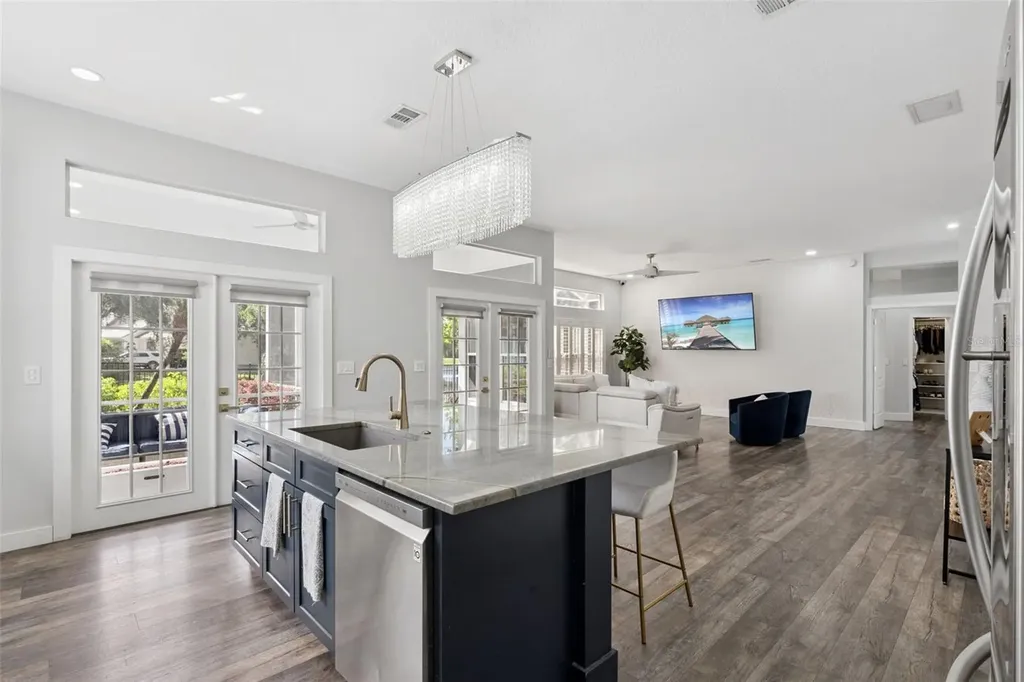 160 Wimbledon Circle Lake Mary FL 32746